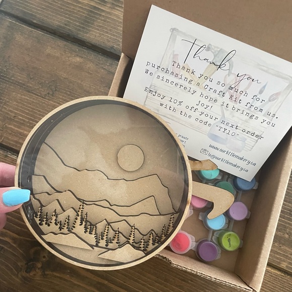 New Paint by Layers Craft Kit - Picture 3 of 4